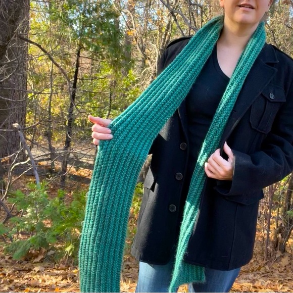 Hand Knit Merino Wool Scarf - Picture 4 of 7